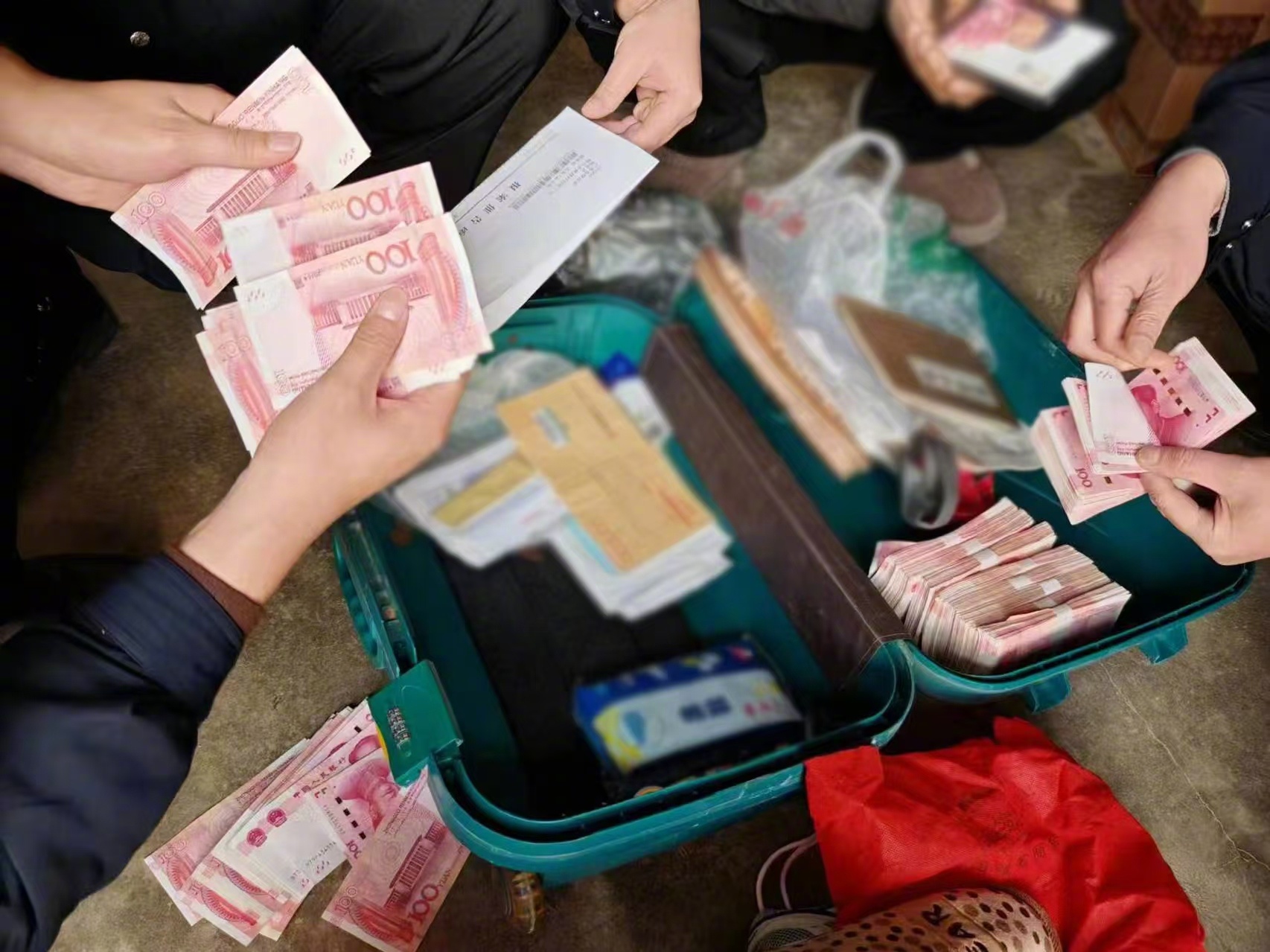 最新带现金几十万能过安检方法分析(最方便真实的丽水携带现金过安检有具体规定吗方法)